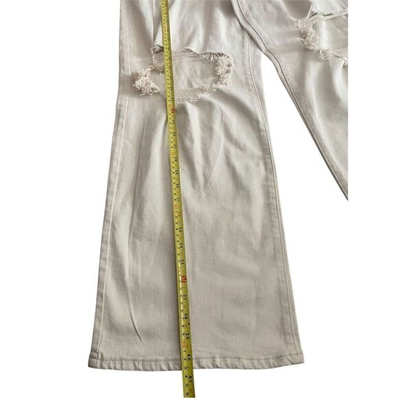 Wild Fable Women's Boyfriend Distressed Jeans Beige Medium - Picture 4 of 9